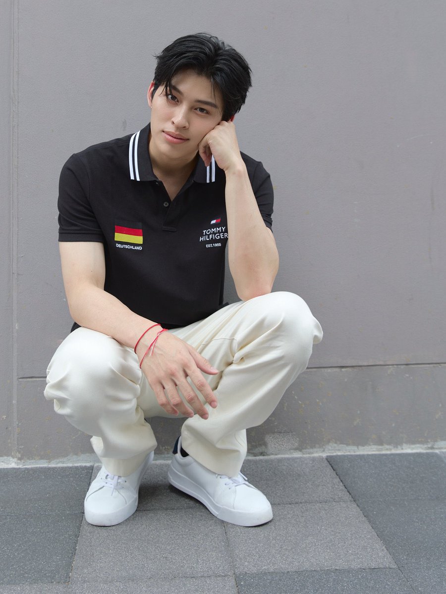 drarry_175's tweet photo. นี่มันเด็กรรประจำชายล้วนป่ะพวกลูกผู้ดีโอลมันนี่อ่ะ อยู่หอในคนละบ้านเลยต้องแอบนัดเจอกัน https://t.co/jcIgKyy0Ny