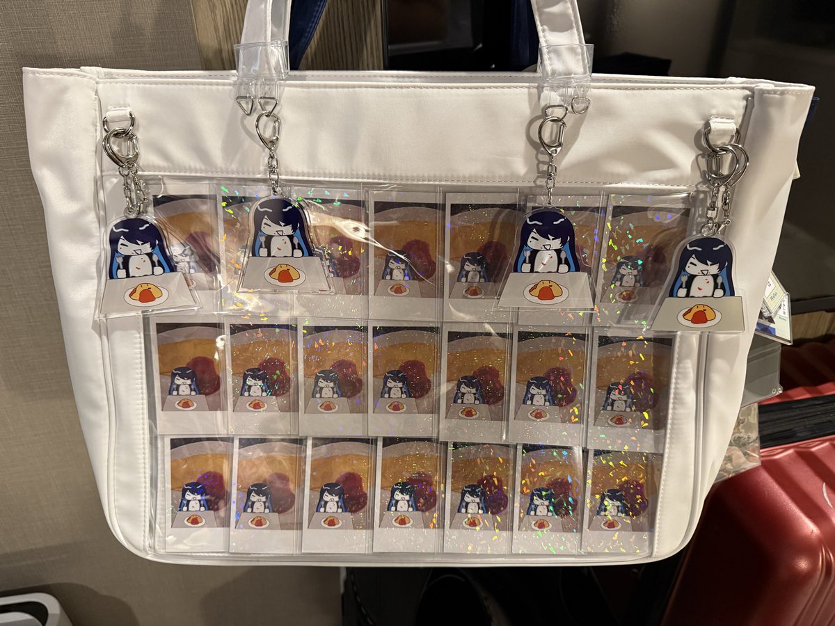 JoshLavaRage's tweet photo. 写真見返してたら、まだ載せてないのあった🥹

2日間この痛バで参戦してました！！💙
 たくさん頑張って作ったので、見てもらえてたら嬉しいです✨ https://t.co/8xIrvGnvXP