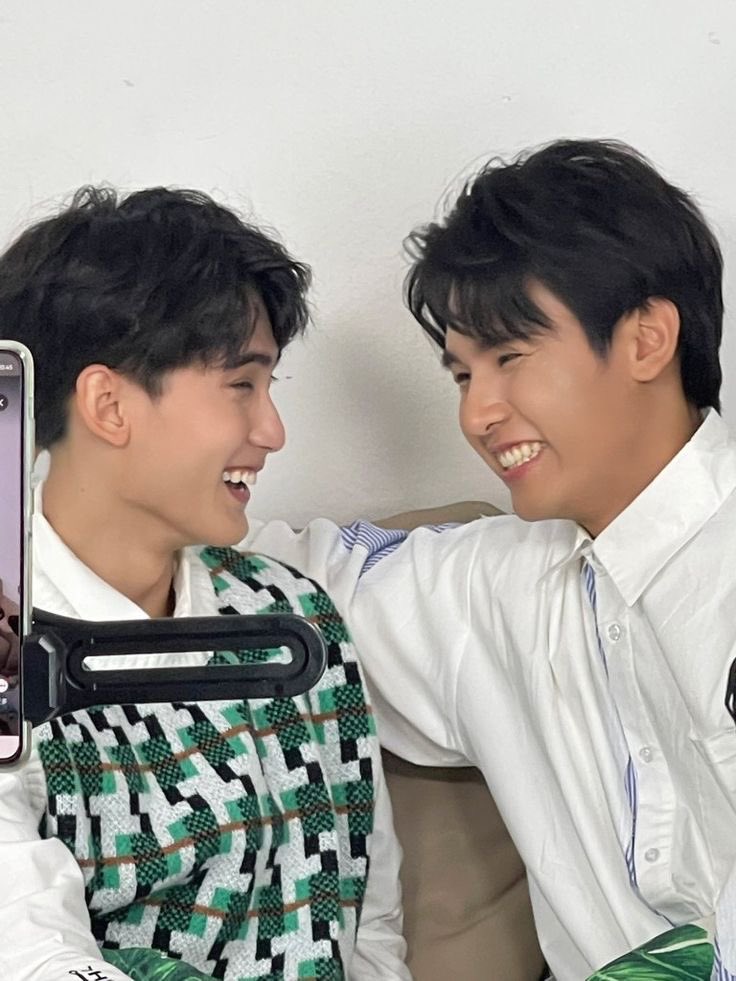 JaFirstReunion's tweet photo. #JaFirst is participating in - Star Focus Top Artist in Asia Pacific, Please vote to make a difference.
🗓️July 1-15 (BKK)
🔗Voting Link: https://t.co/Ed4fmE3JH6
#StarFocus #STARFOCUSTOPARTIST #JaFirst #JaPhachara #First_Chalongrat JaFirst https://t.co/sEkQAgJg2X