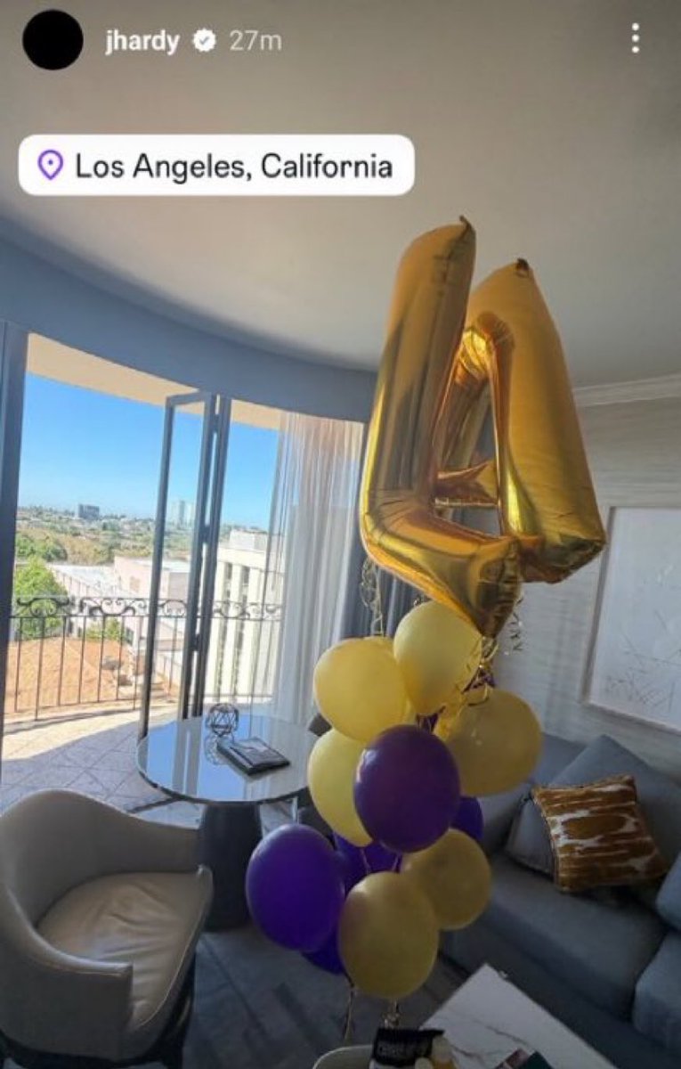LakeShowIntel's tweet photo. HARDY TOUCHING DOWN IN LA FOR THE LAKERS https://t.co/LYl32BKqhh