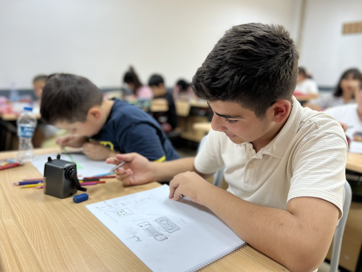 GSB_ErbaaGM's tweet photo. Yaz Kulübü kapsamında Resim eğitimimiz eğlenceli oyunlar ve aktif öğrenme yöntemleri ile merkezimizde başladı. 🎨🧑‍🎨 https://t.co/1ZpQn0fGr4