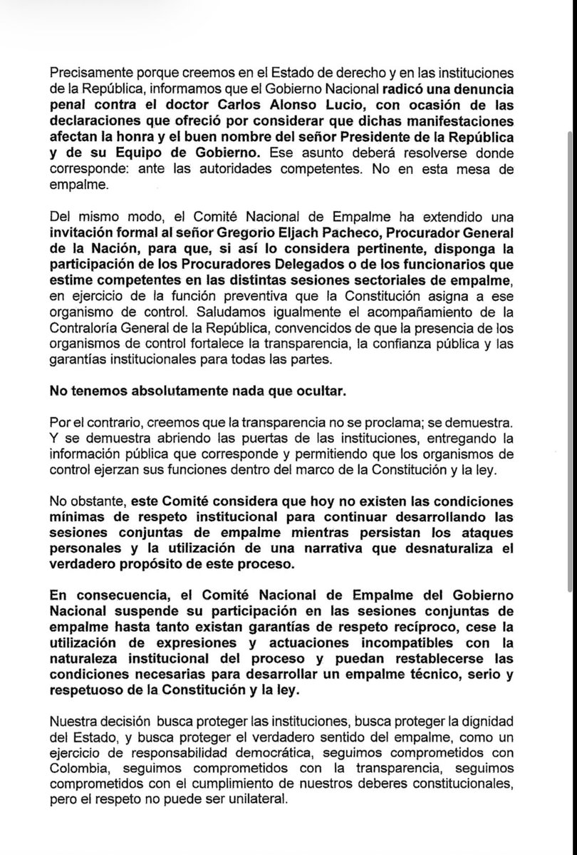 NataliaIrene's tweet photo. Desde el Comité de Empalme del Gobierno Nacional anunciamos la suspensión de nuestra participación en las sesiones conjuntas.

Vinimos a hacer un empalme técnico, serio, respetuoso y de Estado. Lo que encontramos fue un escenario convertido en plataforma política mediática y señalamientos públicos que afectan la honra del presidente @petrogustavo y su equipo de Gobierno.

El empalme no es una investigación penal. No es un juicio. No es tribuna electoral. Es un deber constitucional, y así lo hemos asumido desde el primer día. No tenemos nada que ocultar. Por eso mismo propusimos que las sesiones fueran transmitidas en vivo, invitamos a la Procuraduría y contamos con el acompañamiento de la Contraloría. 

Seguimos comprometidos con Colombia y su gente. El respeto, simplemente, no puede ser unilateral. Les comparto la declaración completa 👇