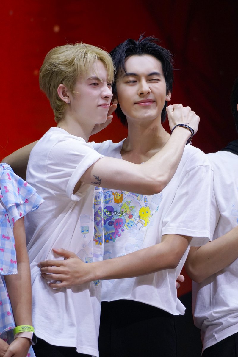 milekafei's tweet photo. เอ็นดูวมาก น่ารักไปไหน🩷🩵

#PROXIE1stFANCONinHK #PROXIEth 
#PROXIEOnglee #PROXIEGorn https://t.co/9XYY186qcQ