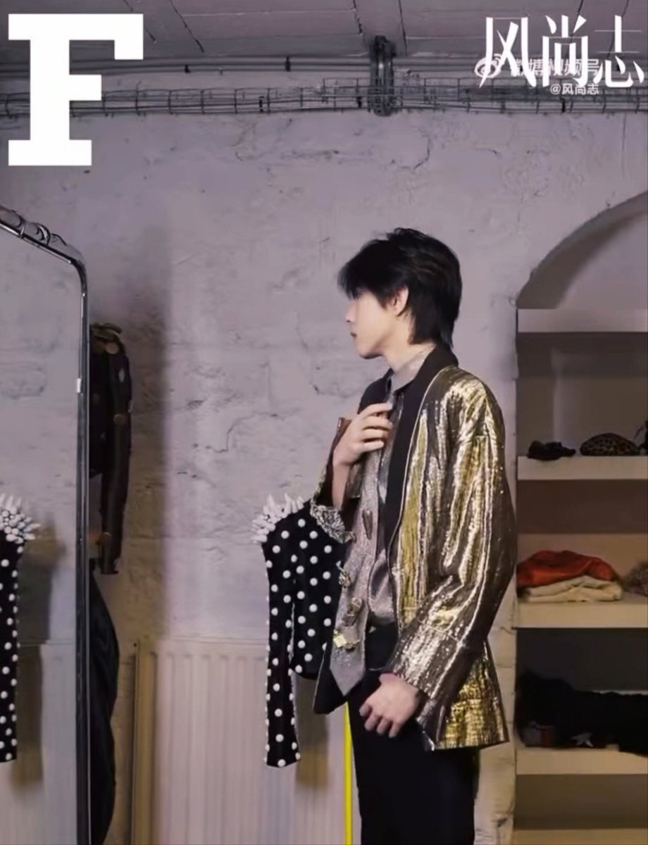 Betatiukk's tweet photo. Paris Haute Couture Week welcomes Liuxuancheng with exciting opportunities to inspire audiences through elegance, creativity, and genuine personal charm with Ronald Van Der Kemp.

#LiuXuanChengPFW
#LiuXuanChengHCW27
#LiuXuanChengxRonaldVanDerKemp https://t.co/nxY2o2X8vt