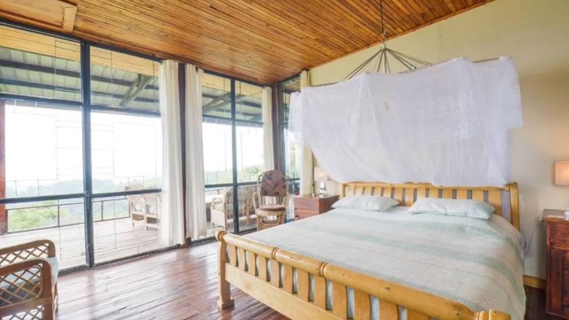 uganda44948's tweet photo. Country home for sale in Fort Portal

Near a beautiful crater lake

Plot size: 3+ acres 

4 bedrooms | 3 bathrooms 

Purchase Price: $350,000

Best use: 
Vacation home | Highend Airbnb | Wedding Getaways etc

WhatsApp + 256 702968650 https://t.co/5b0GPraeiF