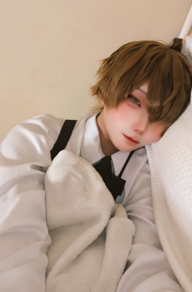 tsumugi610340's tweet photo. 2j3jcosｴｲﾌﾟﾘﾙﾌｰﾙ🏢

『あ、起きてたんですか。……ふふっ、おはようございます。』 https://t.co/zIGKsKvjLe