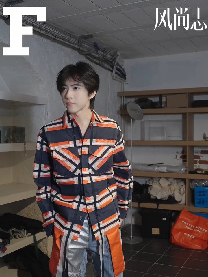 Thetwoofus74037's tweet photo. Liu Xuan Cheng is a true fashion icon in the making

#LiuXuanChengPFW
#LiuXuanChengHCW27
#LiuXuanChengxRonaldVanDerKemp https://t.co/nXgw39lvAu