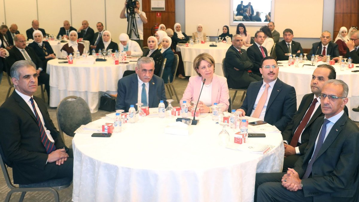 Petranews's tweet photo. إطلاق منظومة الكفايات الوظيفية للوحدات النمطية في القطاع العام
https://t.co/zxfiP2zfVU
#بترا #الأردن https://t.co/pT2M9vTFVV