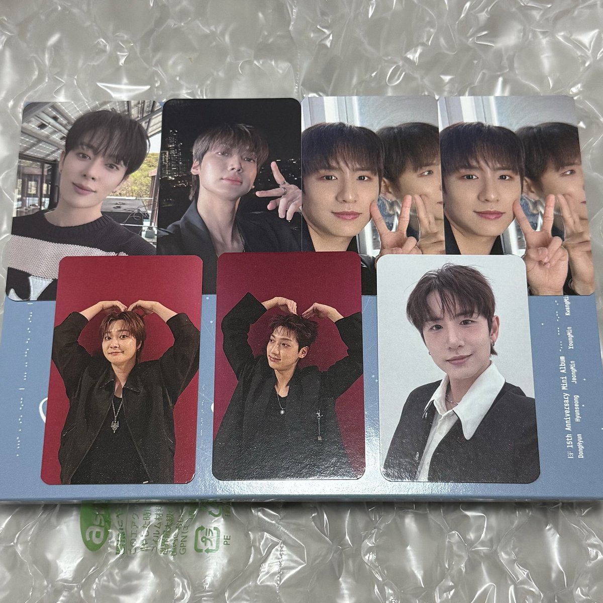 BF_looove_dm's tweet photo. 🌟ゆる募🌟

BF (보이프렌드) 15th Anniversary Mini Album [Boyager6] 

【譲】
画像のもの

【求】
ヒョンソンハートポーズ（赤背景）

8月Zepp手渡し希望です。
よろしくお願いします🙇🏻‍♀️
#BOYFRIEND #보이프렌드 #BF #ぼぷ https://t.co/VDDmfWRdc5