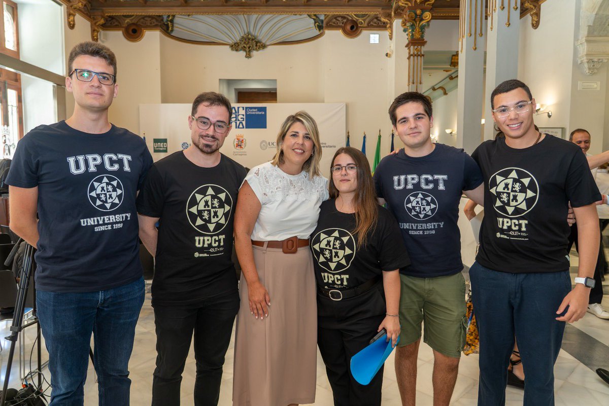 nnggcartagena's tweet photo. Gracias a nuestra alcaldesa, @NoeliaArroyoHer, hemos alcanzado un acuerdo histórico.

Unimos a las universidades para retener y atraer talento, diseñar un municipio universitario y poner en marcha actividades dirigidas a nuestros estudiantes. 

¡Cartagena ciudad universitaria! https://t.co/0KwoZAKe2K