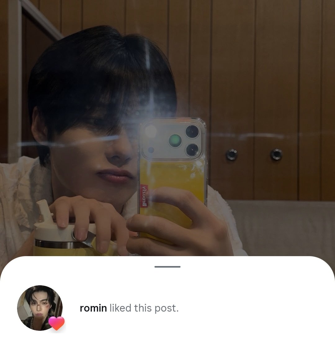 elast_instagram's tweet photo. โบ . โฆ romin liked wonhyuk's post on instagram
#ELAST #์๋ผ์คํธ #ใจใฉในใ #ROMIN #๋ก๋ฏผ https://t.co/jNiBYVwEra