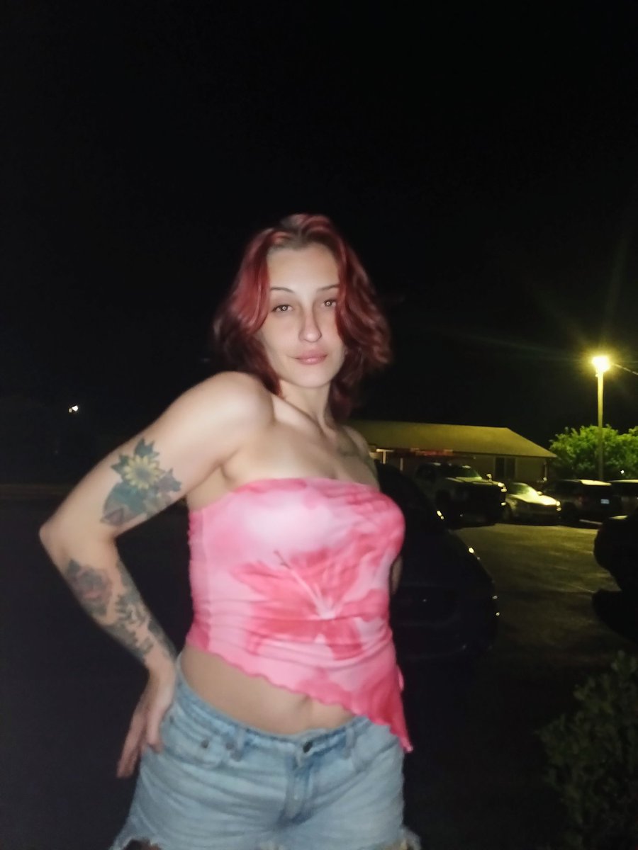 meredyth_saieed's tweet photo. Just some regular pics to spice things up lol https://t.co/kxQRdDMj28