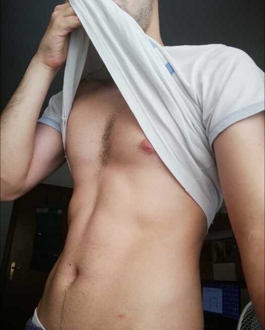 Faber1196's tweet photo. Any woman, femboy or trans that wants to sext with a horny italian guy? Dm me.
#nsfw #nsfwtwt #horny #dms #trade #italian #bigcock #bigdick #bwc #trans #femboy #女装 #cd #男の娘 #伪娘 #sexchat #wankchat #crossdresser #sissy https://t.co/in1WRlEyaq