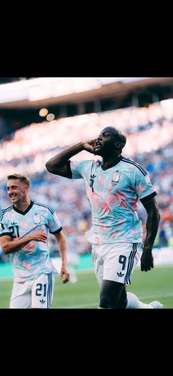 kadroooo47's tweet photo. @BosniaNTBall Lukaku owned USA so good he even needed to call Trump to thank him for this easy match 🤣 https://t.co/upqjgN4kzH