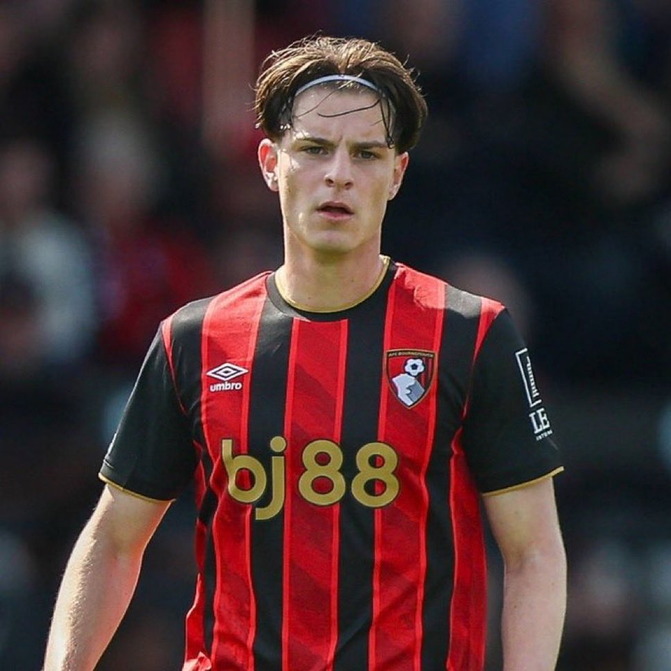 TheoSutton_'s tweet photo. 🏴󠁧󠁢󠁥󠁮󠁧󠁿 Bournemouth confident Alex Scott will remain at the Vitality Stadium.

They want him to sign a new contract with a release clause, he’s assessing options.

 - #MUFC and #AFC interested.

Would take a massive fee for #AFCB to consider any offer, they insist he’s NOT for sale.⛔️ https://t.co/9Tv7WqxSqu