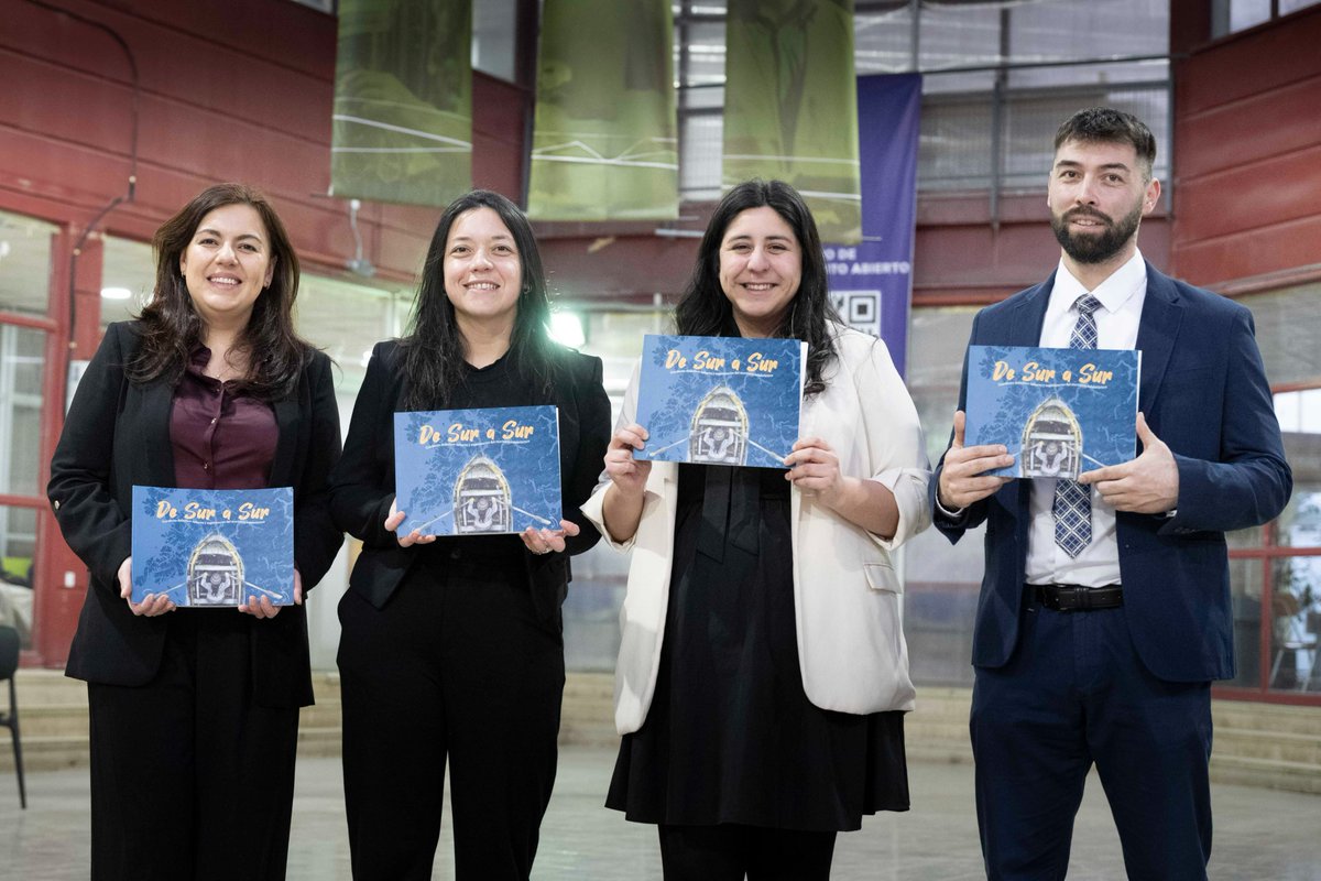 udemagallanes's tweet photo. Presentan primer cuaderno didáctico con sello territorial para el maritorio subantártico. “De sur a sur” es una iniciativa liderada por académicas de la UMAG basada en experiencias de comunidades rurales como Puerto Edén, Puerto Toro e Isla Lennox. https://t.co/MSaBeJLZn7 https://t.co/a7qpbbHQoa