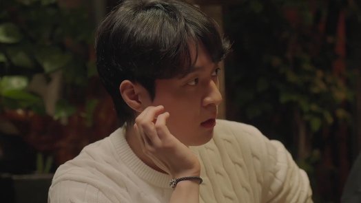 dramacoKR's tweet photo. Seowon: Hyungdeul, momen apa yang paling memorable buat kalian?

Seongmin: Waktu di Jepang date ama Minju. Di tempat pertama, di cafe. Waktu itu.

Hilih hilih #HeartSignal5 https://t.co/GZxsf2EZhX