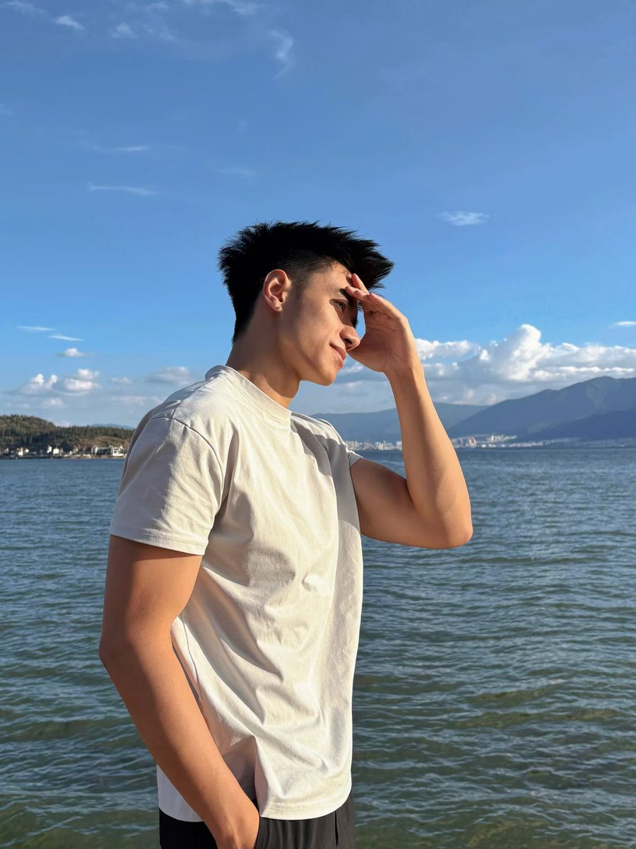 ybb1231335's tweet photo. 美式前刺代言人 私底下saosao的 原创低价出（一个小时）飞机和doi https://t.co/qPd68QovPk