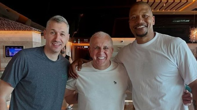 Mikrokabouro's tweet photo. είμαι χαρούμενος ☘️💚 #paobc https://t.co/JR0oseItCh