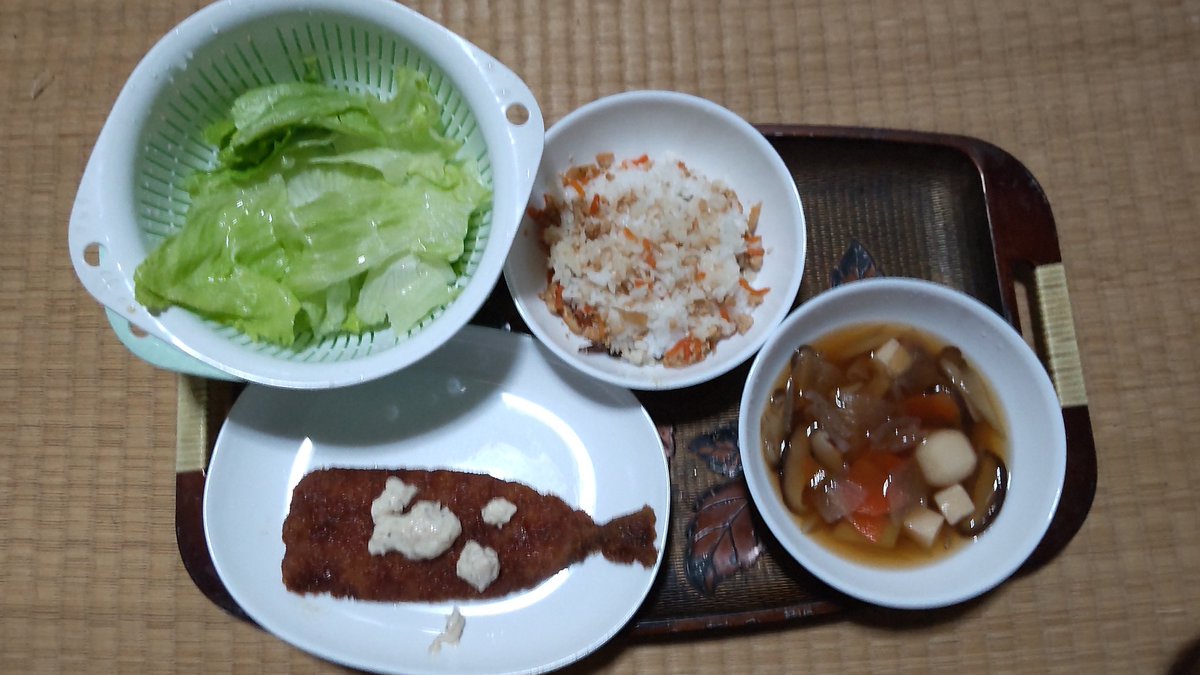 beachrunner415's tweet photo. 今日のディナー。相変わらず激疲れモード。おやすみ〜💤

#カルピスの日 https://t.co/2PCvkGXRI5