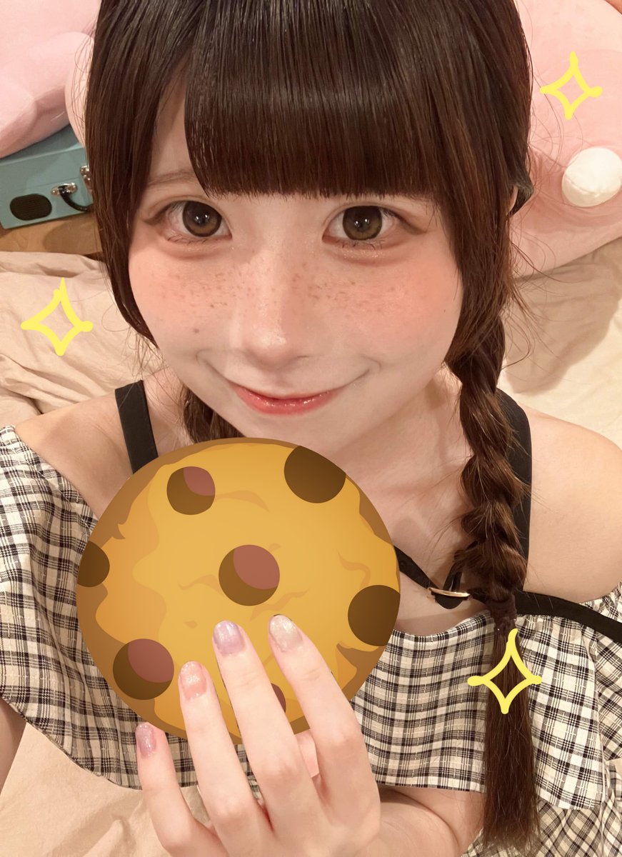 111uDayo's tweet photo. COOKIE MAKEUP🍪✨

※クッキーなかったからフリー素材貼ったよ(照) https://t.co/gOIXMqIrFN