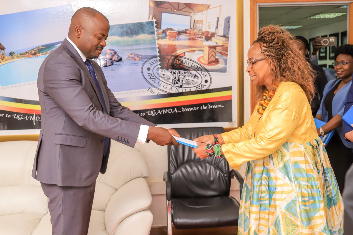 WFP_Uganda's tweet photo. We are pleased to welcome Ms Wanja Kaaria @WanjaKaaria as the new @WFP Representative &amp; Country Director in #Uganda. Today, she presented her letter of credence to Hon. Haruna Kyeyune Kasolo, Minister for Foreign Affairs, formally marking the start of her mission in Uganda. https://t.co/g4YuUQxmDq