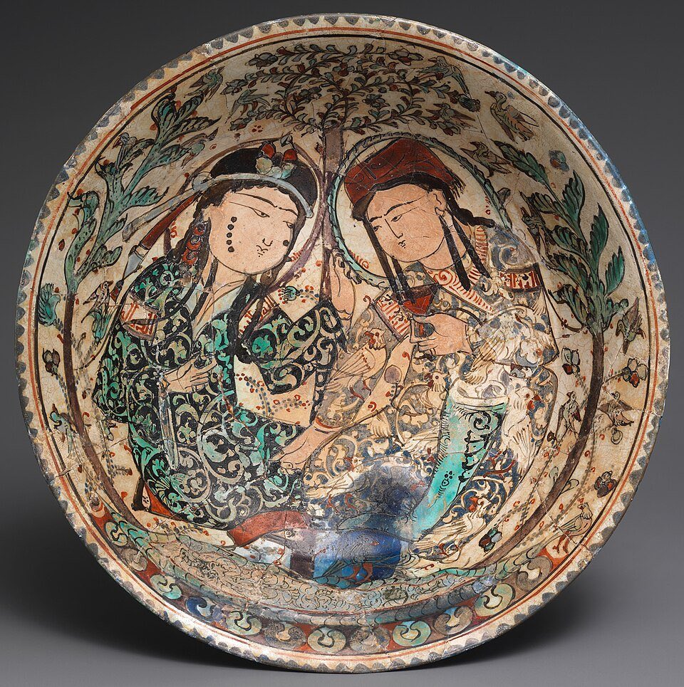 pkpopculture's tweet photo. Pick up a history book. Hijab has looked different across the Muslim world, not based on Arab tradition. This anime is based on Mongol/Turkic cultures, where head coverings were often worn differently or not at all. Muslims aren’t a monolith. Stop arabizing Islam. https://t.co/CuoOoF5nk3