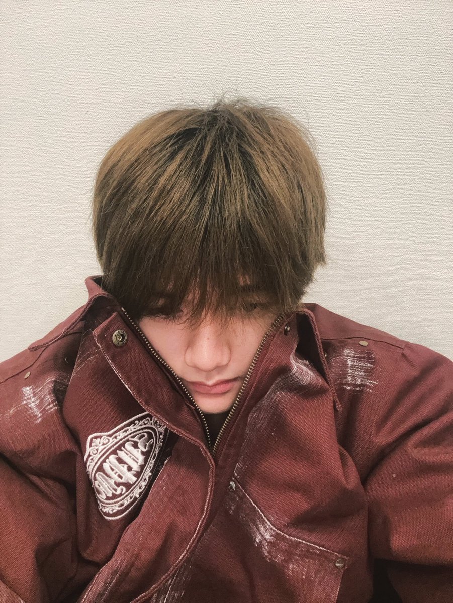 takitsuba_land's tweet photo. 本日は、
・今日はスタジオにこもって新曲の振り付け考えてました。7/13のLIVEで披露します。
・オフなのに疲れて服に着られてます。
・あと今日決まったんすけど後々いい報告ができそうです。お楽しみにっ✨
の3本です。
はっぴぃたなばたでい🎋じゃんけんポン🫰
うふふふふ https://t.co/n3xqLDUOdU
