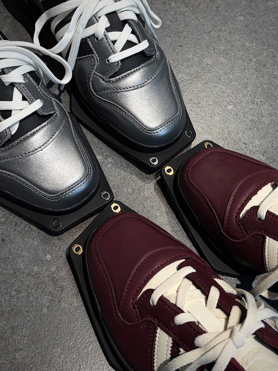 fullress's tweet photo. adidas Originals W FORUM CUBISM SQ “Silver/Burgundy” (アディダス オリジナルス フォーラム キュビズム “シルバー/バーガンディ”)が、2026年 発売予定！

https://t.co/pHI26XRCPL https://t.co/PXGJ6P1msS