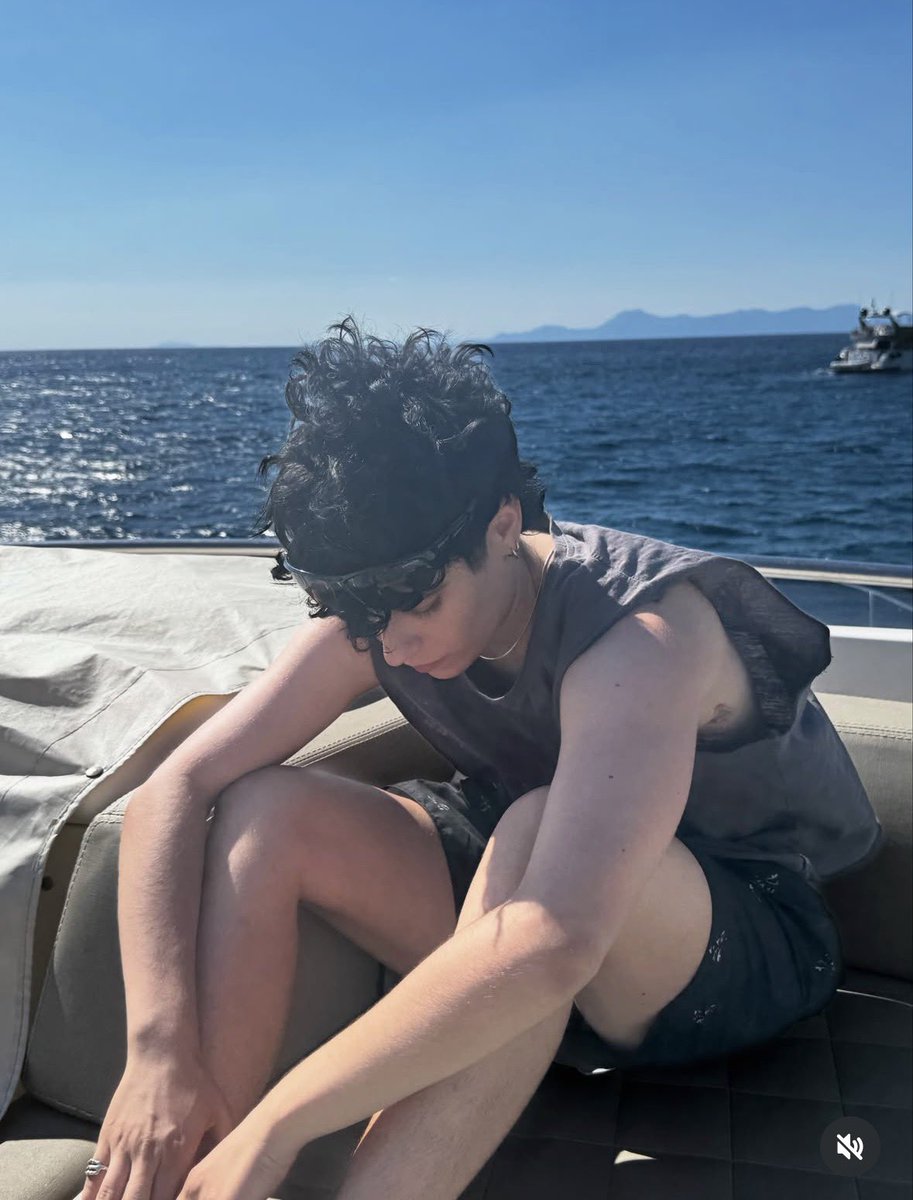 lasciaticadere's tweet photo. "questa è la mia prima estate" ❤️‍🩹
fiera di te per sempre 
finalmente è Vita https://t.co/5k7DLS0GWX