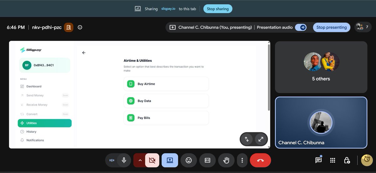 Chainverse_HQ's tweet photo. Last night the students of the 1st cohort learnt about the fundamentals of cryptocurrency.

At Chainverse we don't just teach theories, we take them through practicals.

Yesterday we explored the world of @SliqPay an amazing solution built on @avax 🔥💯 https://t.co/Zg3lZ0bq96