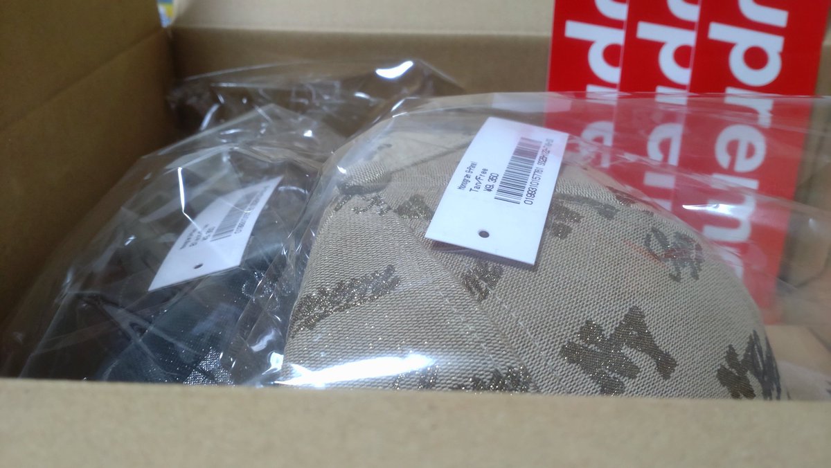 kickspoweryama's tweet photo. Supreme26ss
LASTweekキャップ2色
良さげなメッシュキャップ出たら買いたかったけど出なかったので購入👋
黒期待してなかったけど結構良かったです🧢 https://t.co/wZ8KN0LgmT