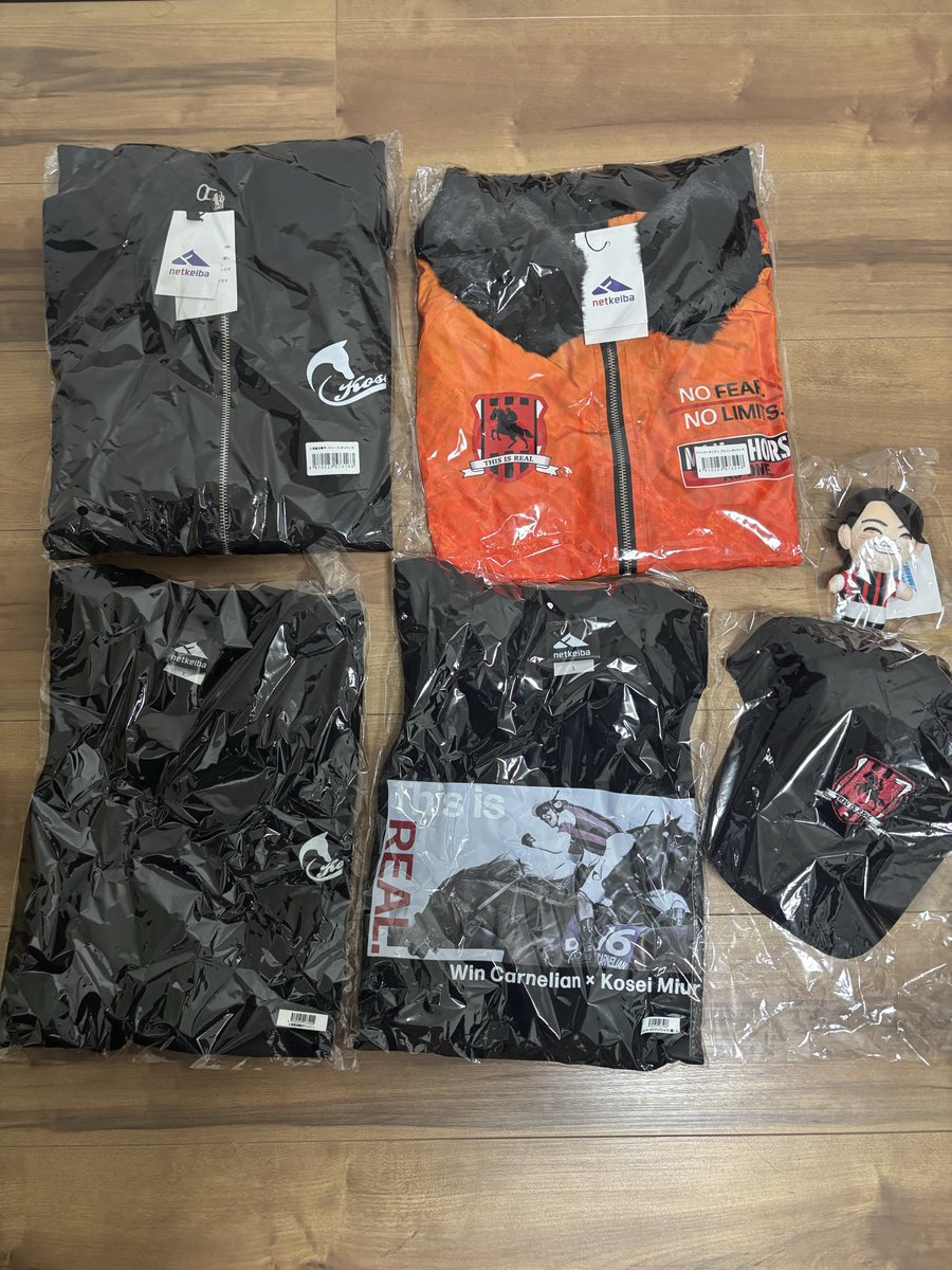 tecchindesu's tweet photo. 三浦皇成グッズいっぱい買った😹😹 https://t.co/Pmwm0GsETU