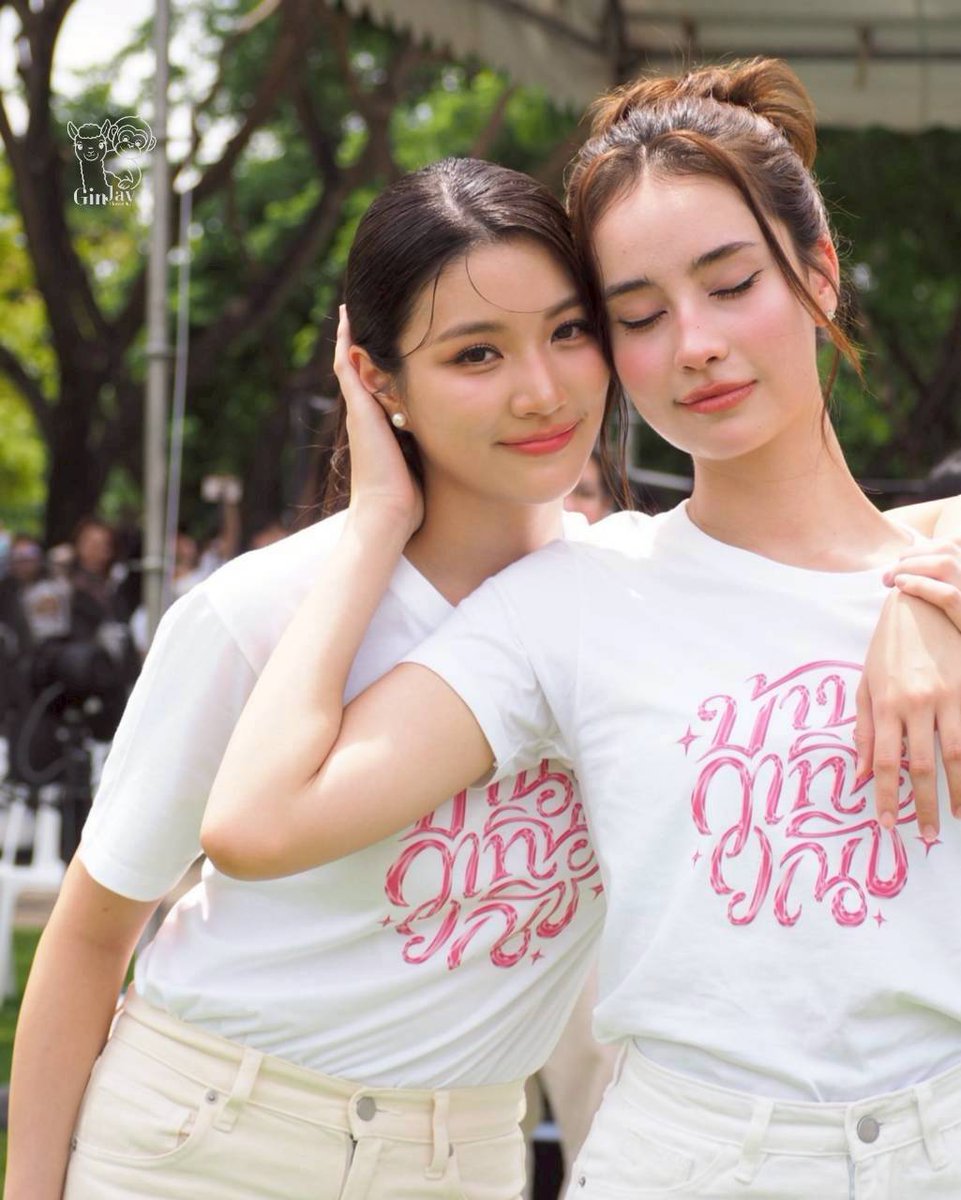 a_s_h_u_r_i_n's tweet photo. It's been a year, you will always be in my most special heart.. 💙🐵🦙

And
I'm really looking forward to the upcoming Lunar Secret 💙🦙🐵🌙

#พิษรัก #ginnynatnicha #aangelinaass #ginjay https://t.co/ZuaMTgpcgO