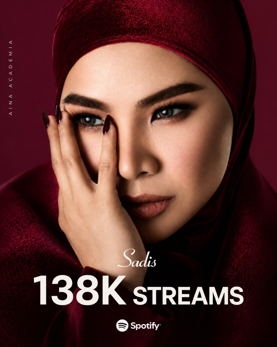 ainacademia's tweet photo. “Sadis” by Aina Abdul has already reached 138K streams. Keep streaming. 

If the current pace is maintained, the track is projected to hit 200K streams in 9 days. https://t.co/GZqLoLjwDU