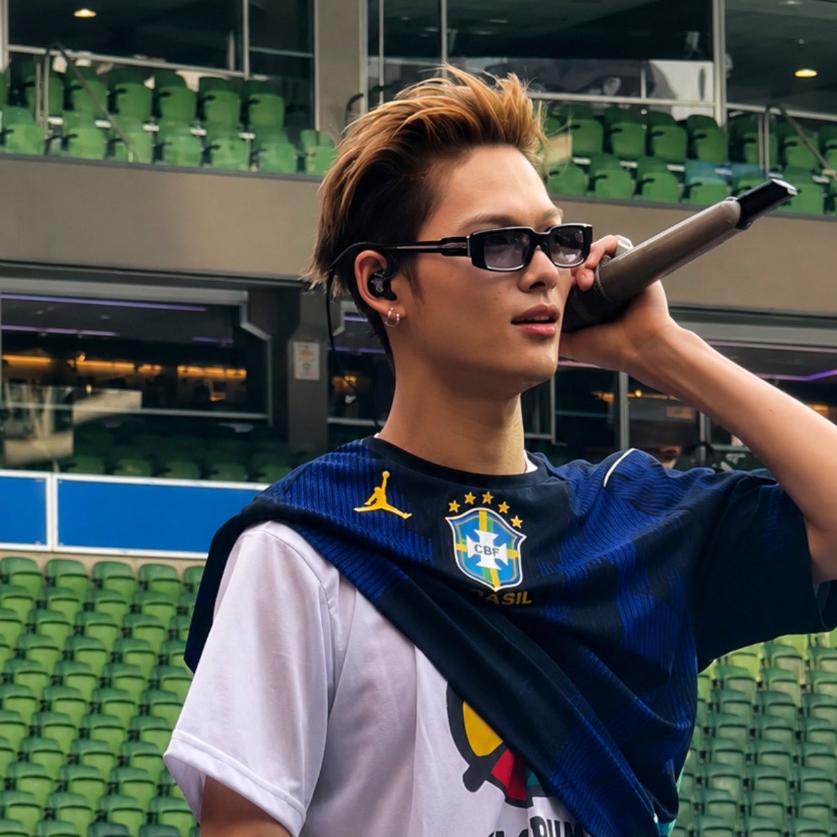 ENHYPENBrasil_'s tweet photo. NI-KI em entrevista exclusiva para a @omelete!

"Acho que posso dizer que todos aqui presentes vão gostar do que estamos preparando [no próximo álbum]. É um gênero que nunca tínhamos tentado antes, e uma música que queremos trazer para o Brasil em um próximo show". https://t.co/JlhhaMvkYD