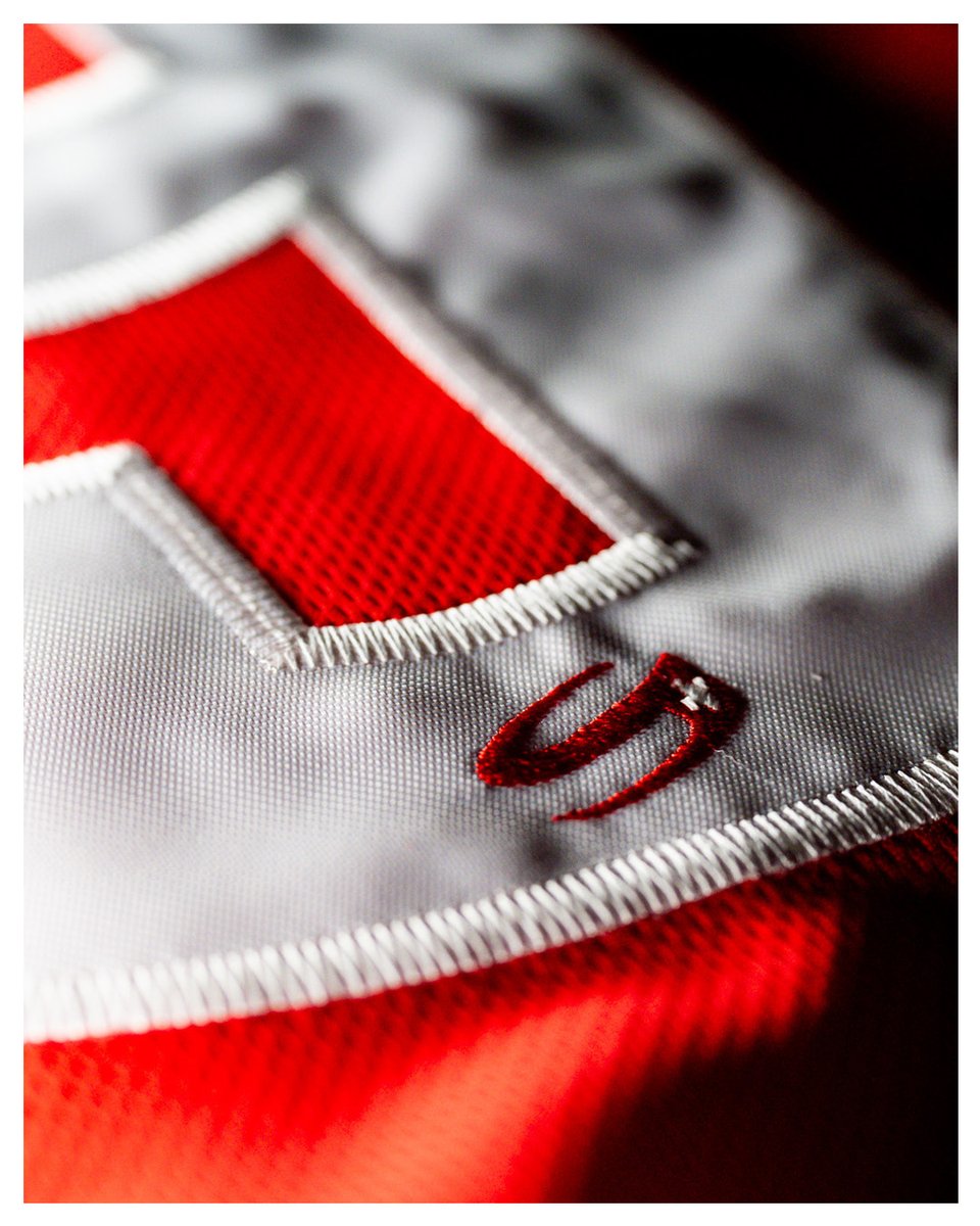 SwissIceHockey's tweet photo. Our new jersey! 🤩⚡🔥🇨🇭
#SIHF #zämefürdSchwiiz #ensemblepourlaSuisse #insiemeperlaSvizzera #insembelperlaSvizra https://t.co/LyP81ImGMC