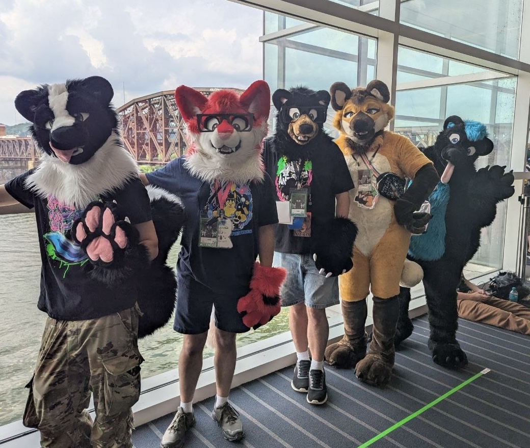 pinustudios's tweet photo. Some of the Pinu family at AC this past weekend! Aren't they adorable?? https://t.co/itjZfSRlD6