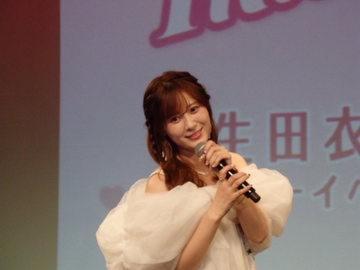 hello_ksms's tweet photo. えりぽんのバーイベのカメコタイムのために
久しぶりに昔のデジカメ出して参戦したけど、結構良いかもしれない。
#えりぽんとの思い出
#えりぽんかわいい https://t.co/trdZpRIzc2