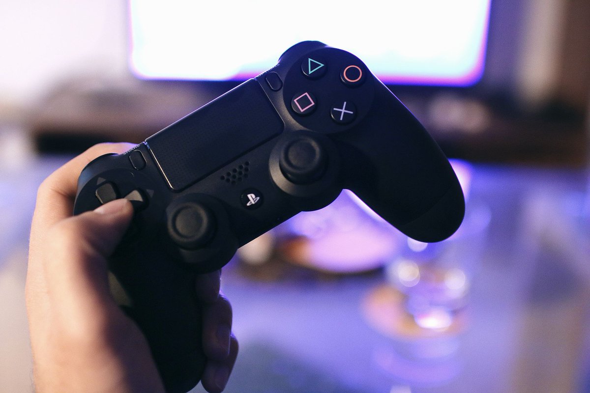 JEPnews's tweet photo. Jersey gamers shares concerns after Sony announces plans to make Playstation games digital https://t.co/z6zmYpAM5L https://t.co/Xek5BIo0Cw