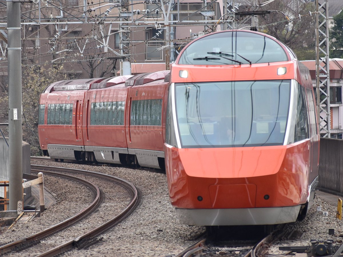 e6red7eye's tweet photo. #七夕なので系列名に7がつく車両を貼ろう
小田急70000形GSE https://t.co/sPDL5QiGkT