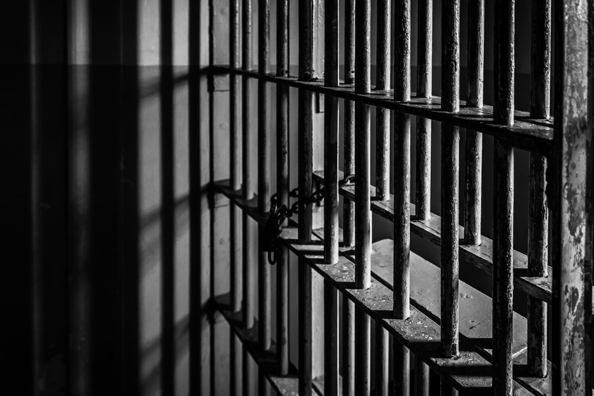 TheSSAOIG's tweet photo. A 50-year-old Mexican citizen sentenced to 2 years for illegal reentry and identity theft. #SocialSecurity #Fraud Read more: https://t.co/LHPnYtqRcK https://t.co/kMySQ74Z2I