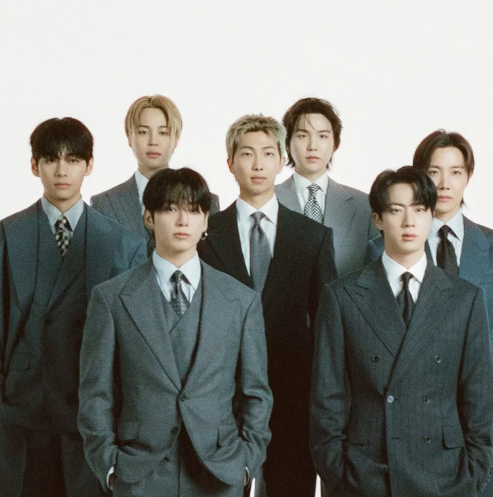 AboutMusicYT's tweet photo. Rolling Stone has ranked the best BTS songs of all time:

1. Spring Day
2. Save Me
3. Ddaeng
4. Fire
5. Silver Spoon
6. Body to Body
7. Black Swan
8. Blood Sweat &amp; Tears
9. I Need U
10. Dope https://t.co/ALearhVds1