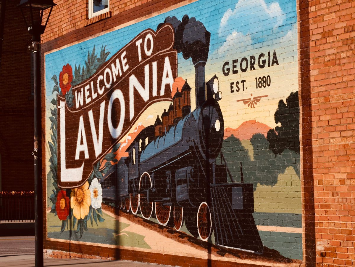 ElectricianAuth's tweet photo. Georgia is one of the best states to launch an electrician career. Our guide covers apprenticeships, journeyman licensing, master electrician licensing, and the State Construction Industry Licensing Board exam.

https://t.co/aTLjw02RBF https://t.co/PuwLX9KUaD