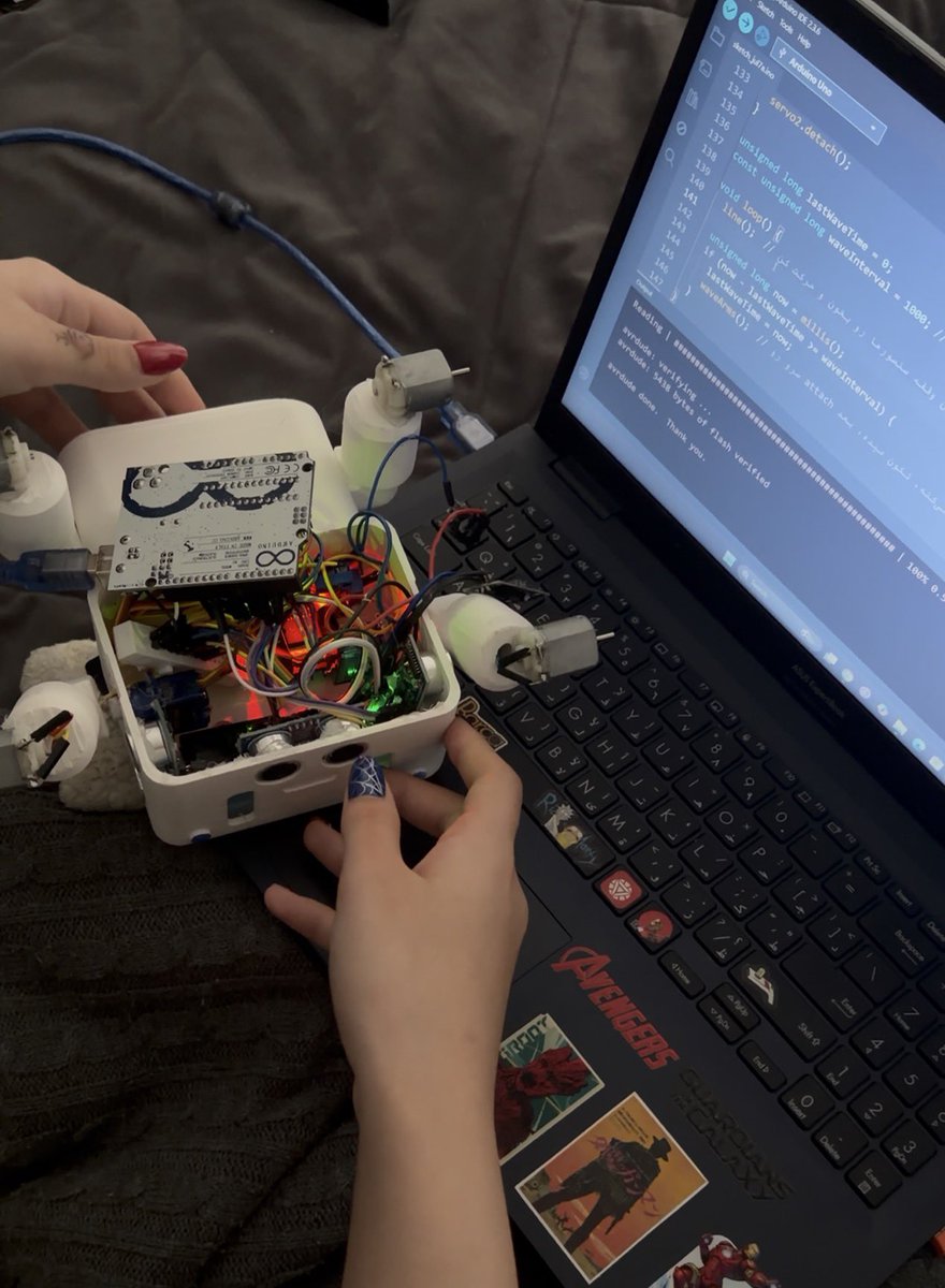 AtrisaGG's tweet photo. I ran into a problem, and no matter what I do, I can't fix it. 😭
#Robotic #robot https://t.co/XXMtUXdxVT