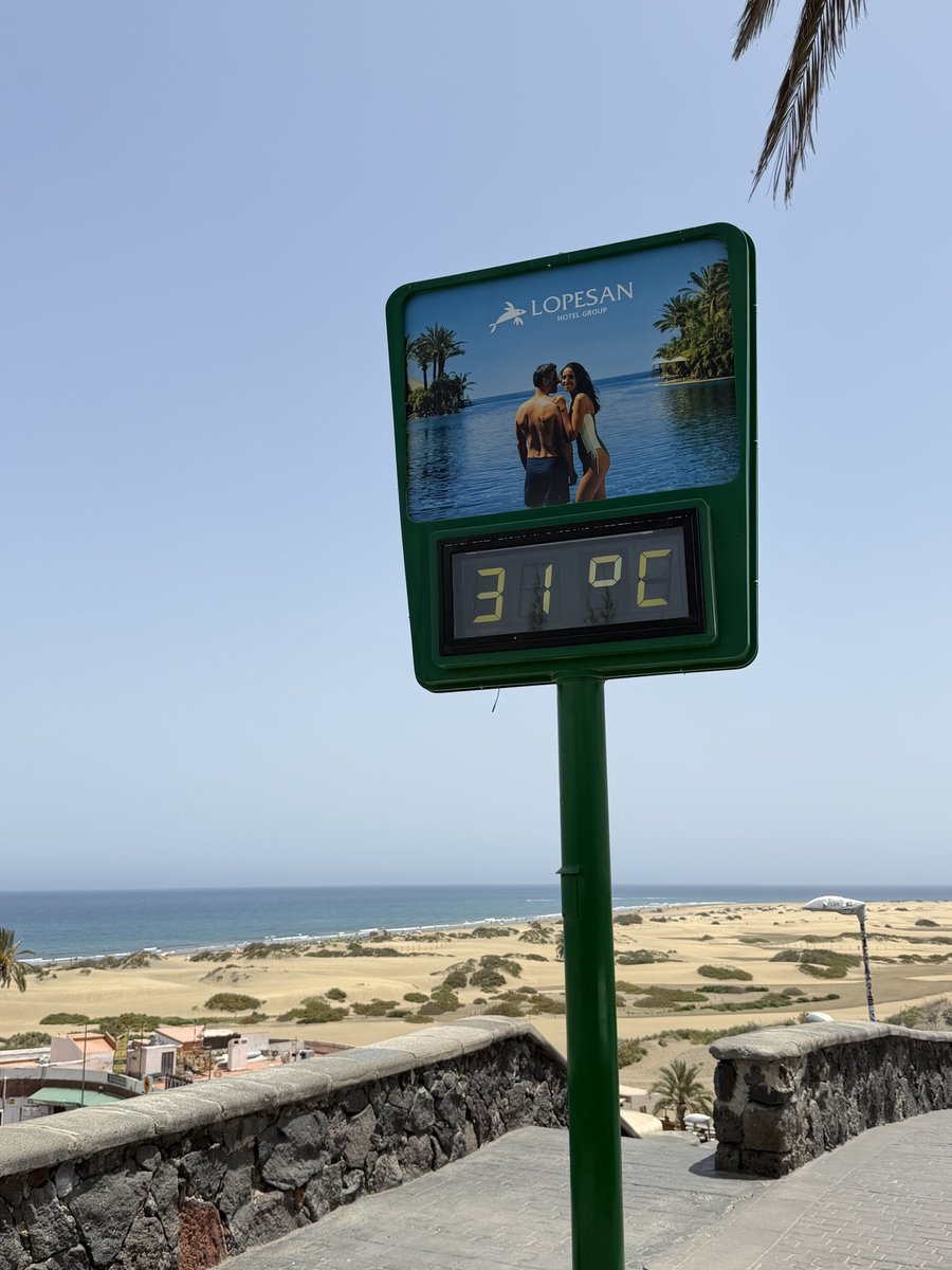 mycanaryislands's tweet photo. Temperatures at #SanAgustin #Tropical #playadelingles #dunas #weather #beach #maspalomas #grancanaria #canarias #spain #fblifestyle #mycanaryislands https://t.co/Z66DHQVkSR