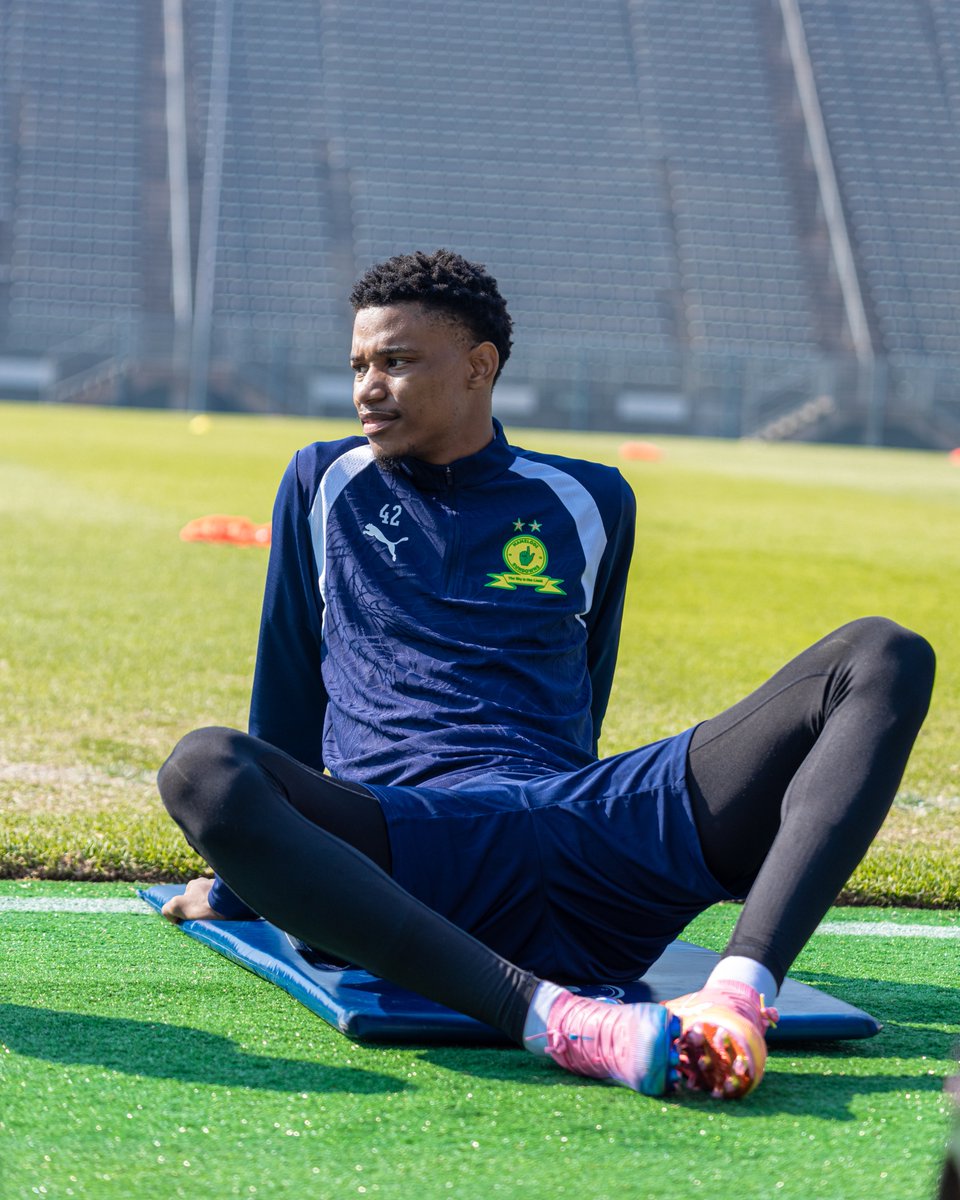 Masandawana's tweet photo. Sharpening up💪

#Sundowns https://t.co/f1Vq3Lxos6