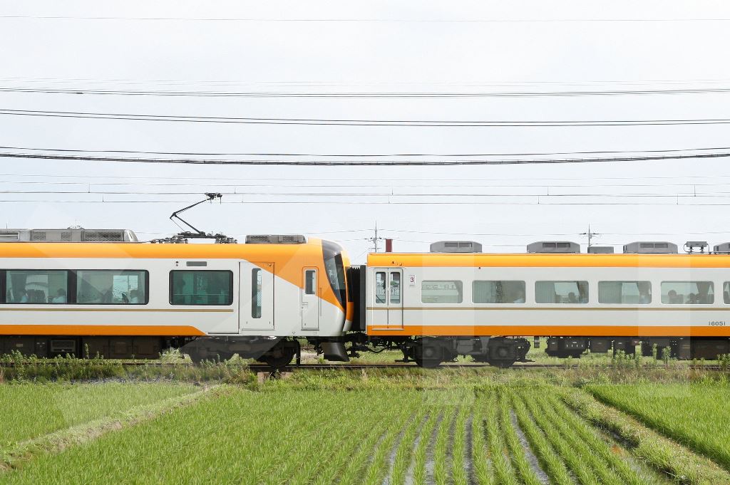 AchievedCone118's tweet photo. #珍連結の列車をしれっとさらそう
南は客扱い実施（定期列車） https://t.co/xVd8J7HxyE