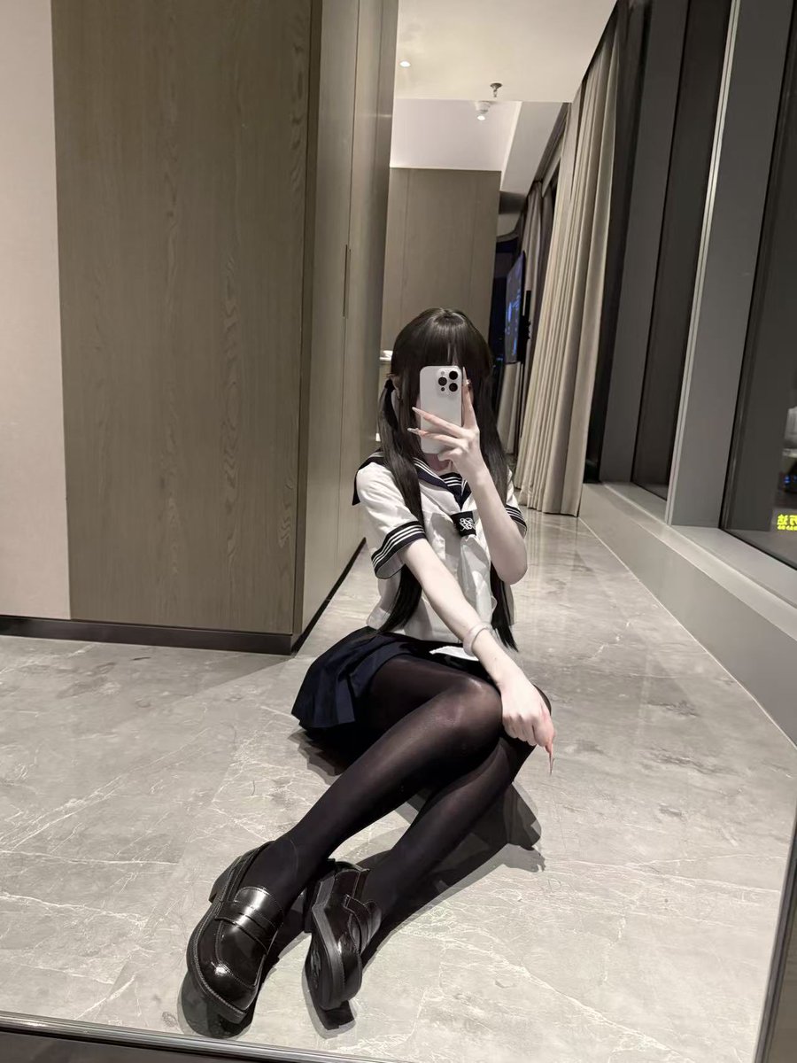 ningcicos's tweet photo. 广深极品童颜巨乳 https://t.co/Hmsdhuux8z