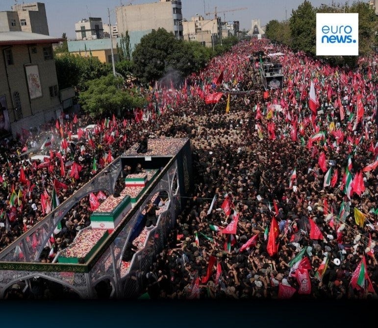 Tayyebehmeshkia's tweet photo. This is no mere farewell ceremony; rather, it is a display of power and a demand for vengeance for the martyr by the Iranian nation—as articulated by Imam Khamenei.

#قوموا_لله #مصر_الارجنتين #باید_برخاست #یالثارات_الحسین #WeMustRise #MartyrKhamenei #salı #Trump https://t.co/b4pmyN5yhG